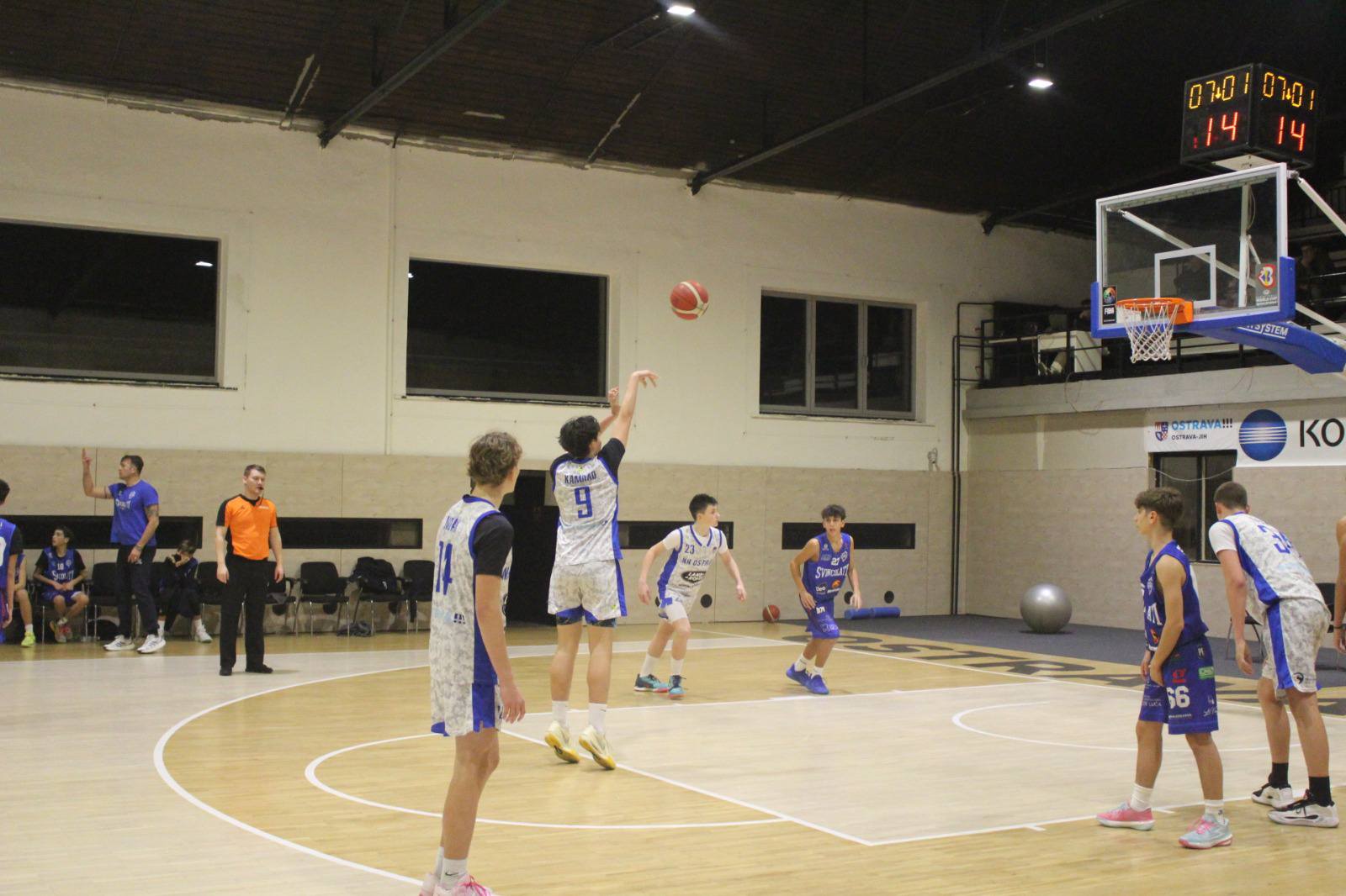 Tým U19